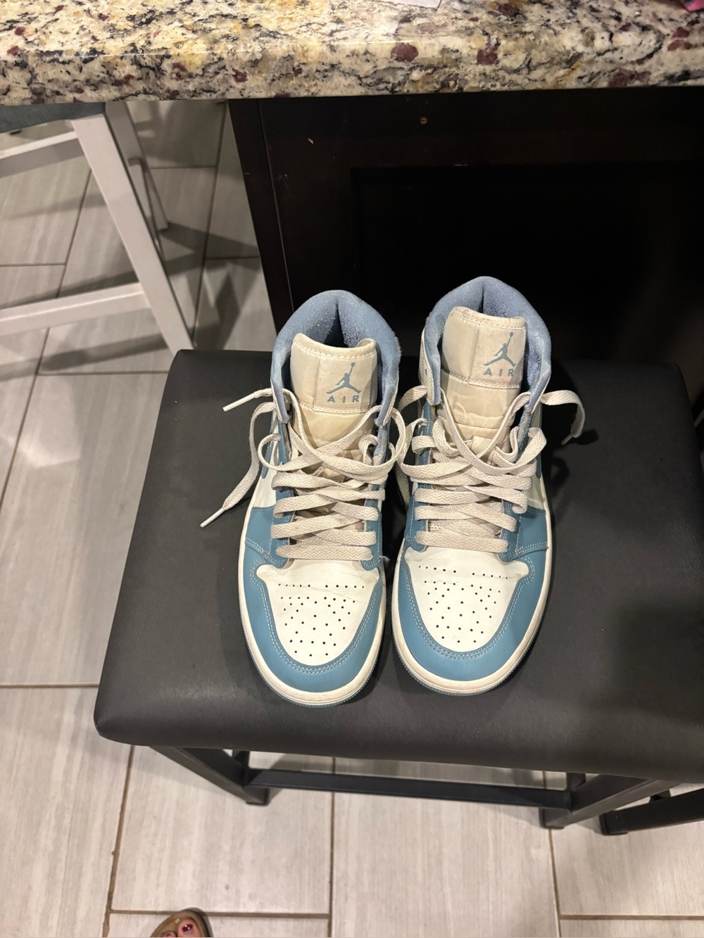 Nike Kids High-Top Sneakers in Light Blue and White